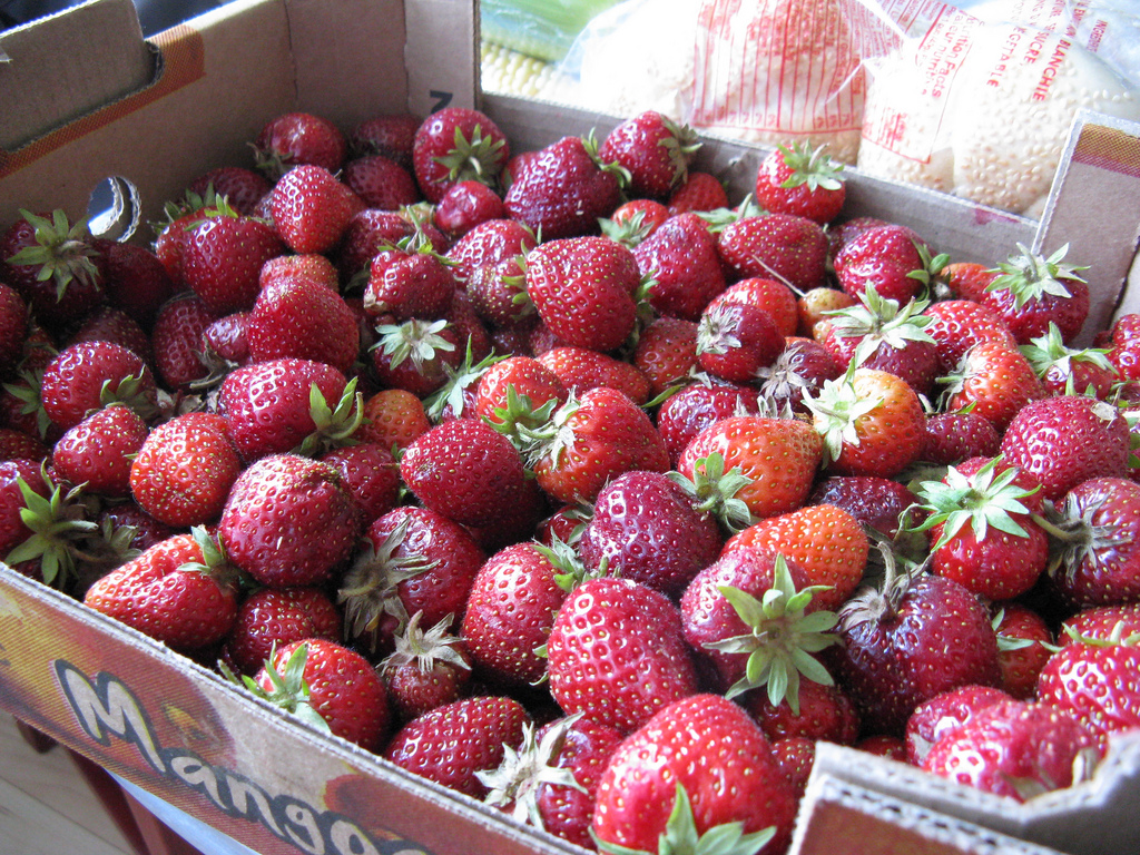 Fresh Strawberries | veganheathen  -  Source  -  CC BY-SA