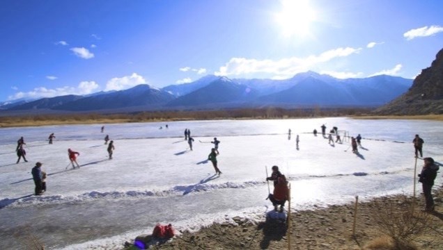 Himalayan Ice Hockey