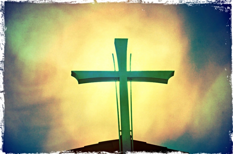 in-the-shadow-of-the-cross | Art4TheGlryOfGod  -  Foter  -  CC BY-ND
