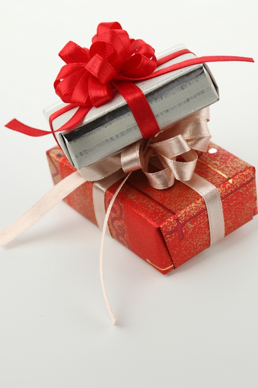 Wrapped Gift Boxes | Droid Gingerbread  -  Foter  -  CC BY