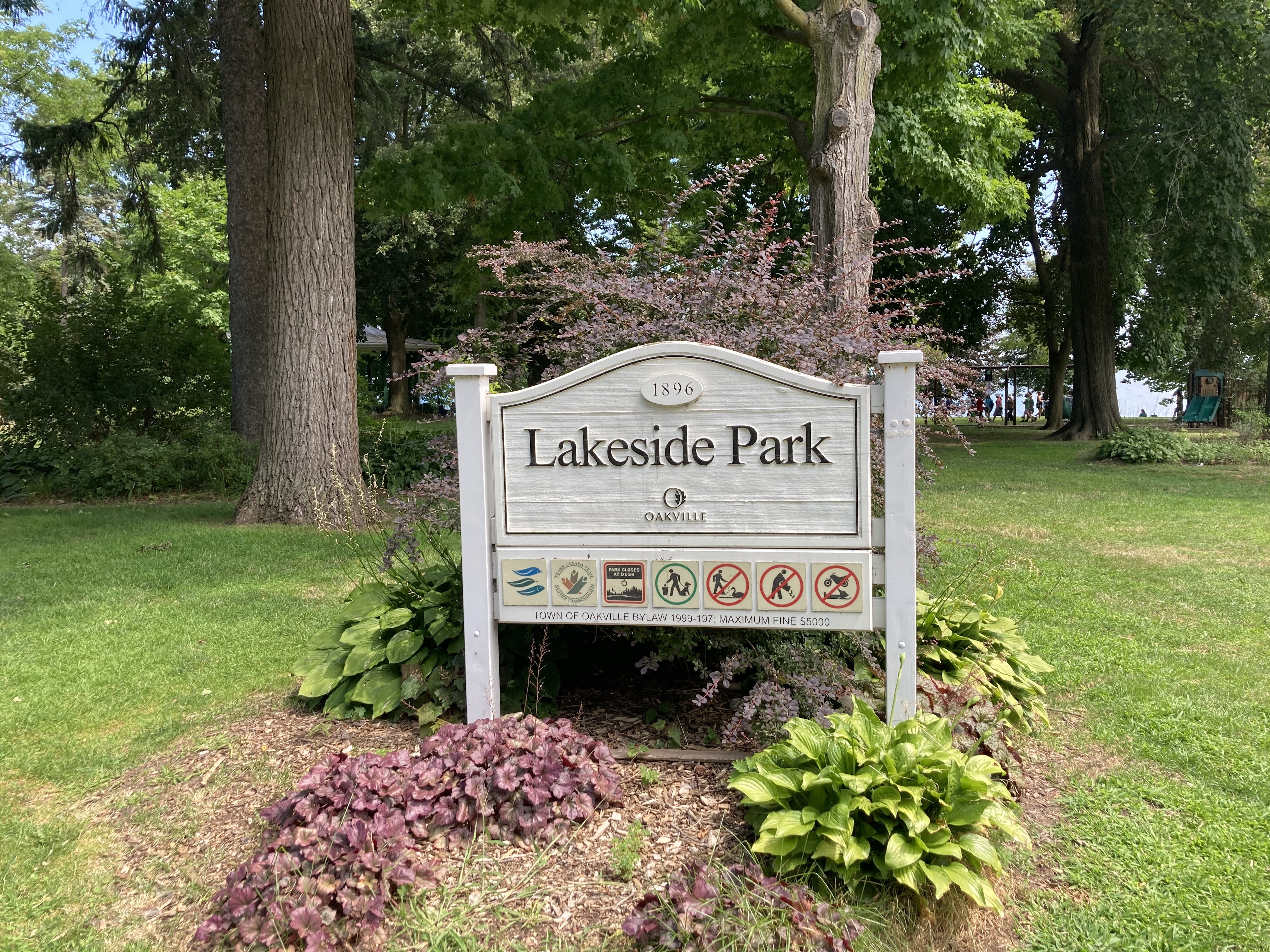 Lakeside Park sign Olde Oakville Summer 2020 | Oakville News