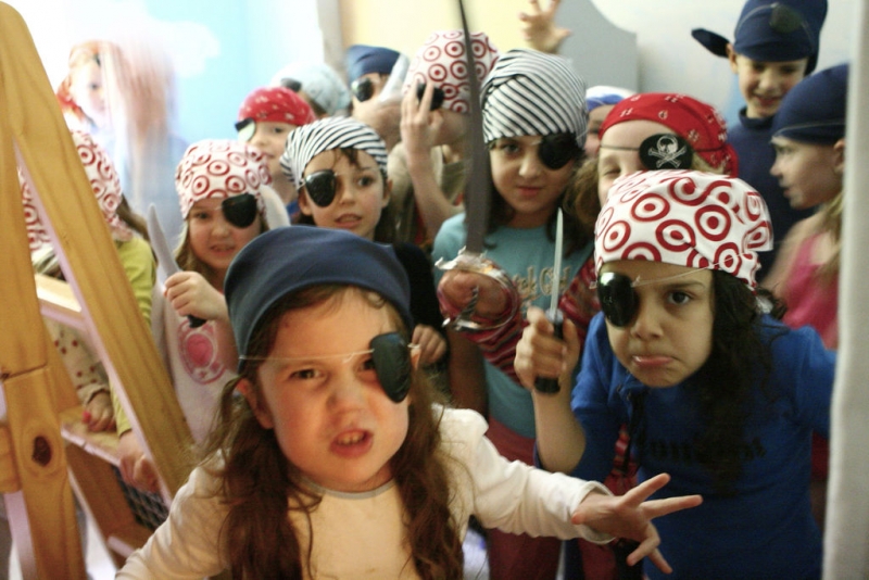 Children in Pirate