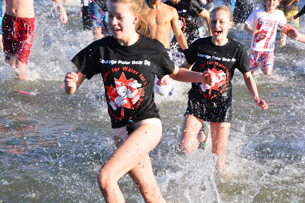 Polar Bear Dip Girls in Lake Ontario | Janet Bedford