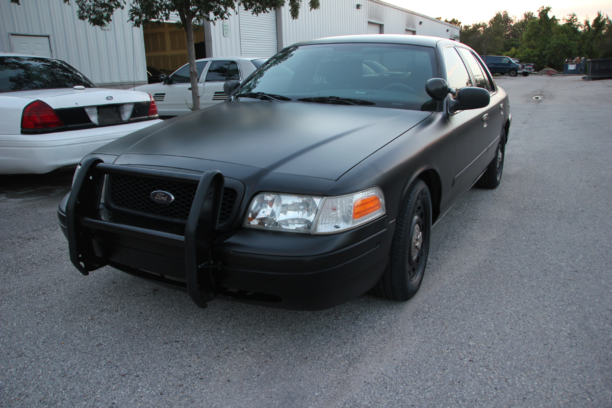 Distraction Thefts Crown Victoria Ford Interceptor | HRPS