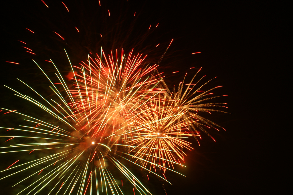 Fireworks |  stephen_gunby  -  Foter  -  CC BY-SA 2.0