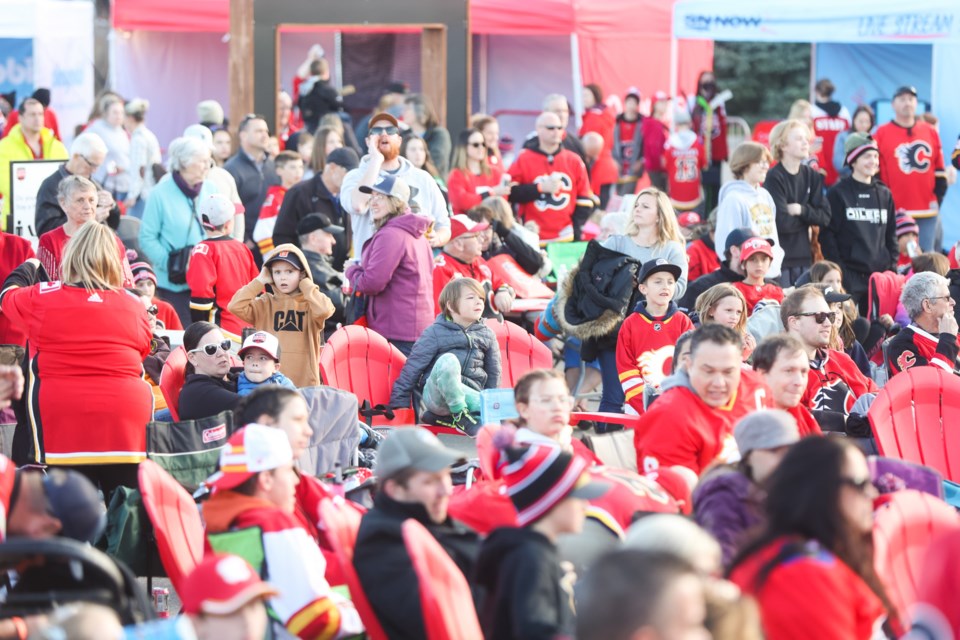 SA-Hometown Hockey BWC 2221 web