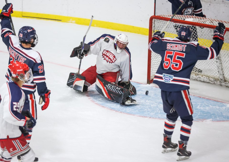 SPORTS-Bisons v Generals BWC 1835 web