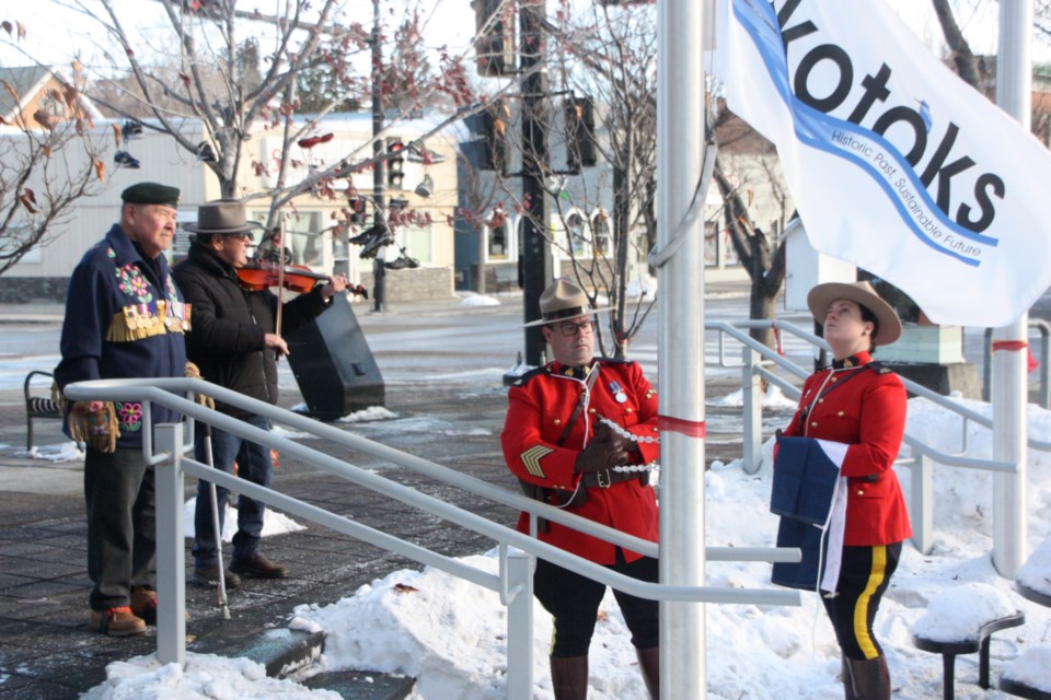 news-rcmp-flag-raising