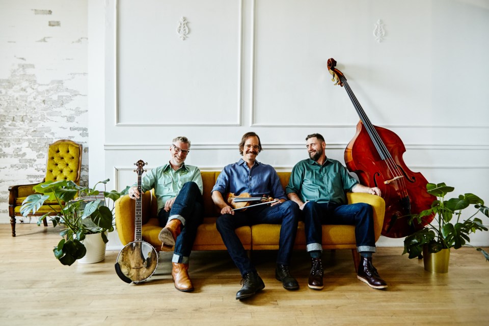 The Lonesome Ace Stringband, consisting of Chris Coole on banjo, Max Malone on bass and John Snowman on fiddle, will be playing the Beneath the Arch concert in Diamond Valley's Flare n' Derrick on April 29. 