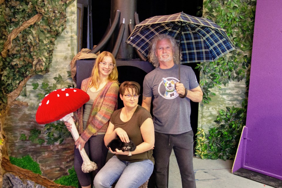 scene-hansel-gretel-dewdney-4