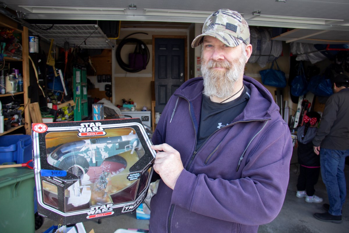 Long weekend garage sale parade returns to southern Alberta - Okotoks