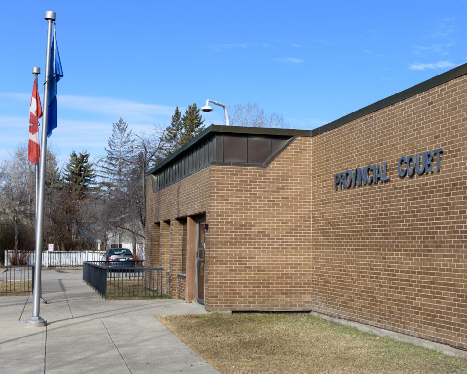 news-okotoks-provincial-courthouse0003
