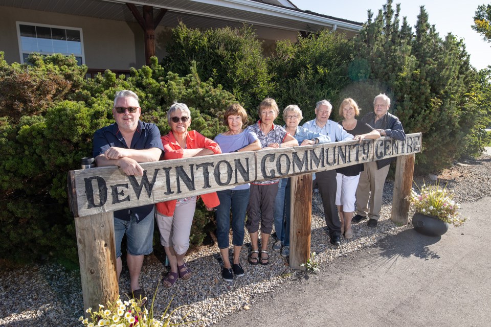 De Winton Community Association 0159