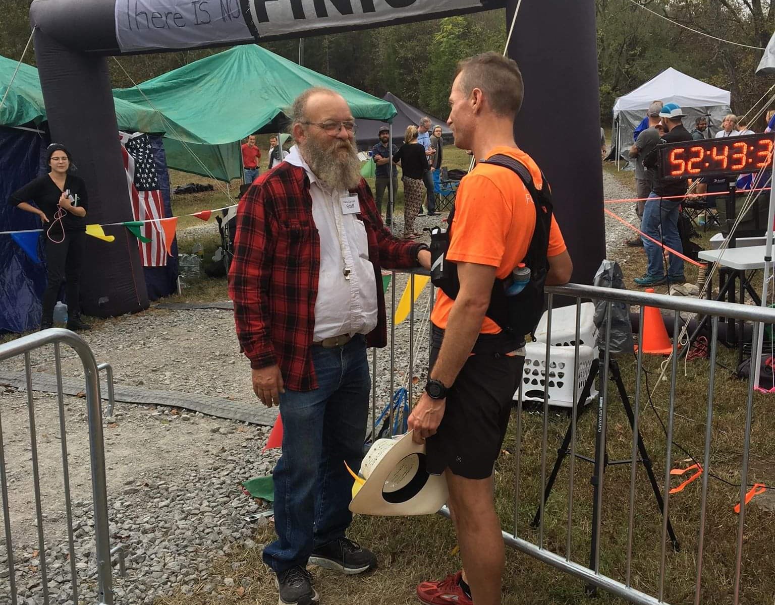 Okotoks runner volunteers a big effort in Tennessee ...