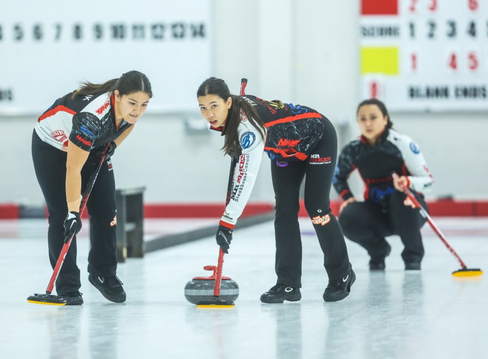 sports-curling-womsens-bwc-7547