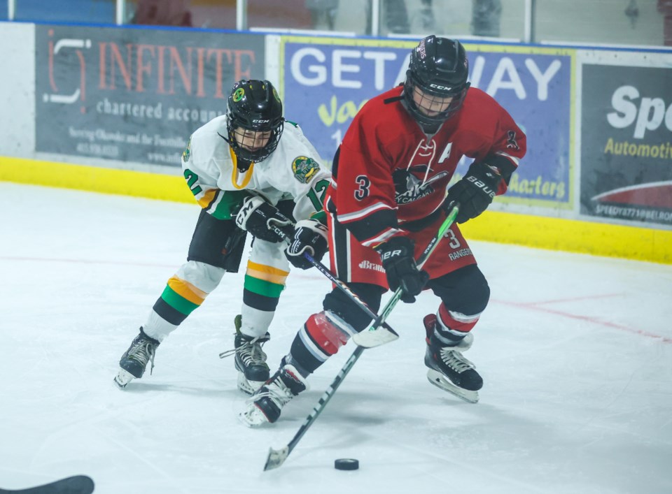 Okotoks linemates hit U18 world championships 