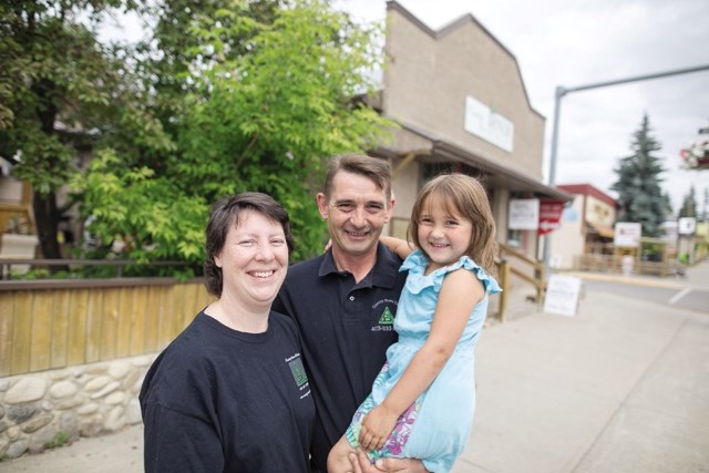 Curtis Dixon, the Diamond Valley Chamber of Commerce&#8217; s new president, with his partner Kim Ellingson and daughter Abby last summer. Dixon said he hopes to have support 