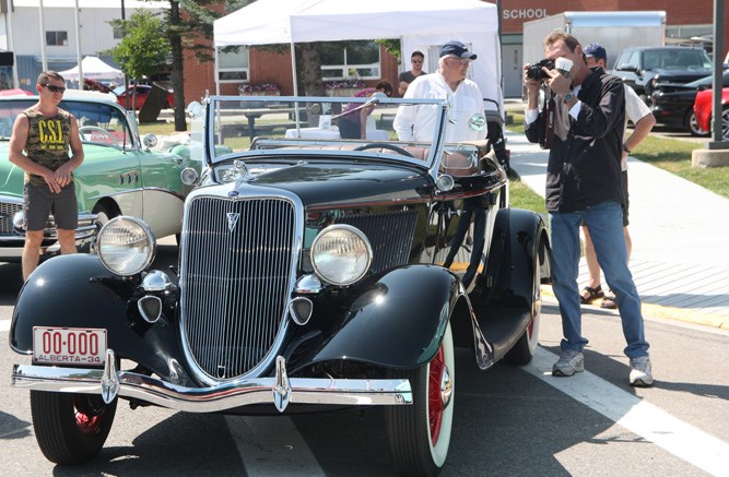 Dave mullen, 1934 Ford Roadster owned by Dave Stayko DeWinton