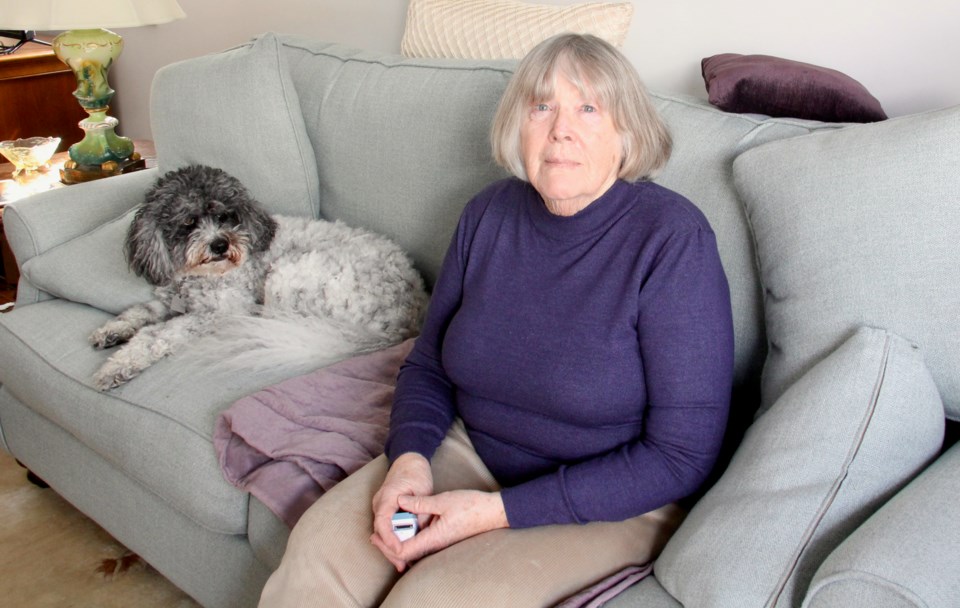Senior angry after waiting more than 45 minutes for ambulance