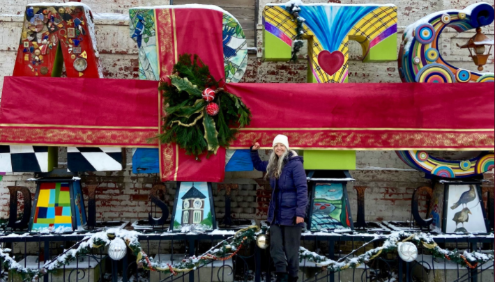 arts district sign wrapped for christmas
