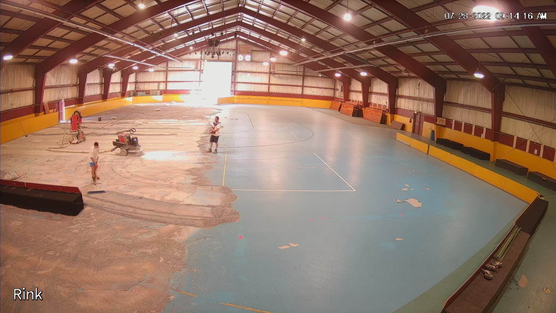 Indoor shop skating rink