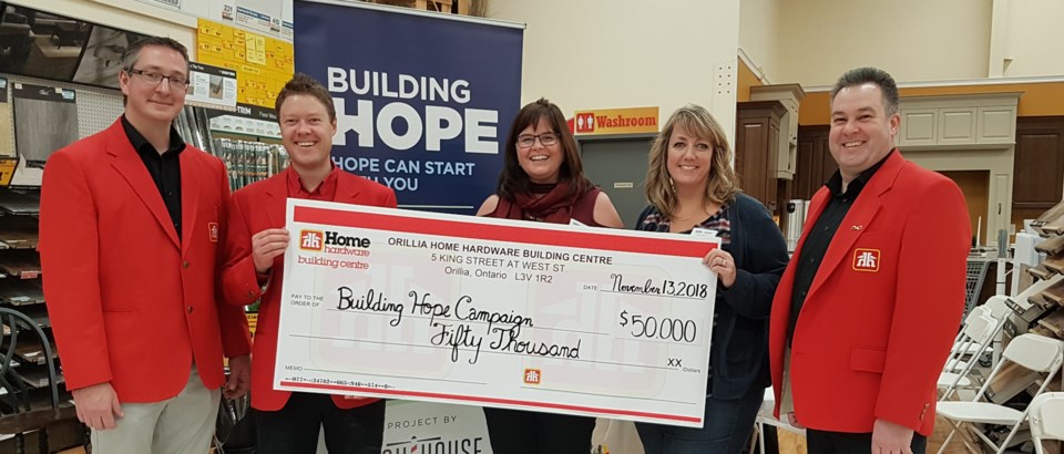 2018-11-16 home hardware donation to lh