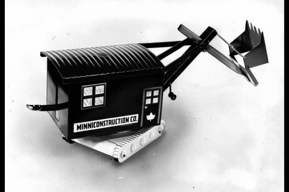 The Minnitoy shovel and crane was a popular toy created by Otaco Ltd. on West Street following the First World War.
