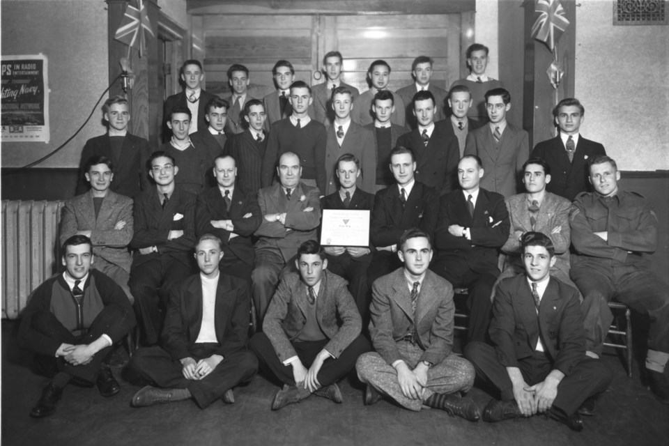 257-y-award-1942