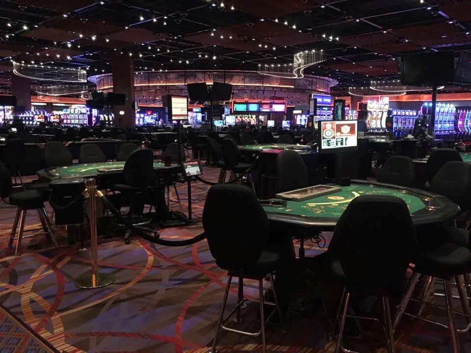 empty gaming floor at casino rama