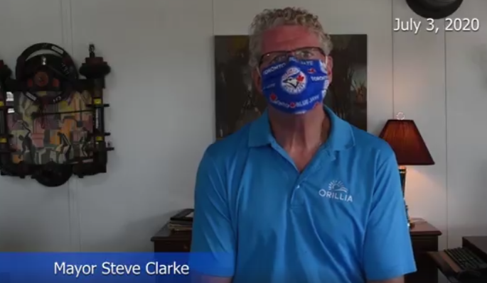 mayor steve clarke with mask
