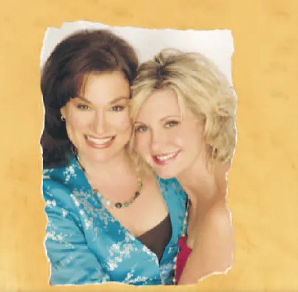 2023-02-16-amy-sky-and-olivia-newton-john
