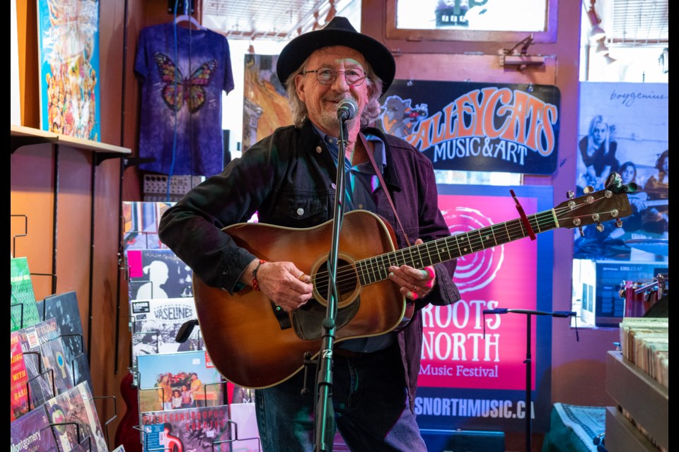 Steve Porter performed his original music at Alleycats Music & Art on Friday afternoon during the Roots North Music Festival.