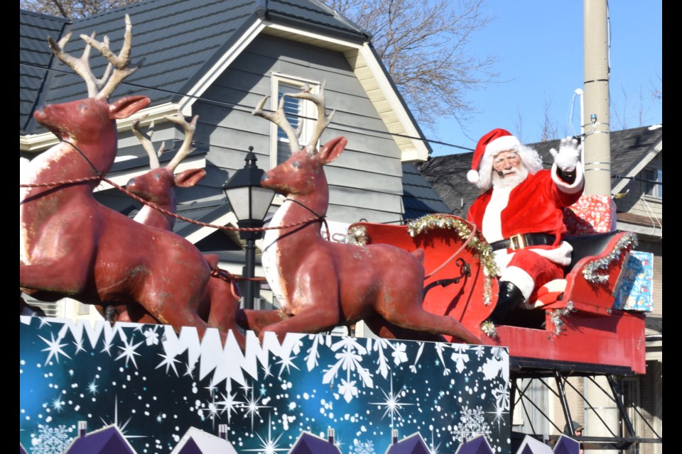 Much to the delight of thousands who lined the parade route, Santa Claus arrived Sunday. It was chilly, but sunny with blue skies as thousands lined city streets for the 2019 Santa Claus parade in downtown Orillia. Dave Dawson/OrilliaMatters