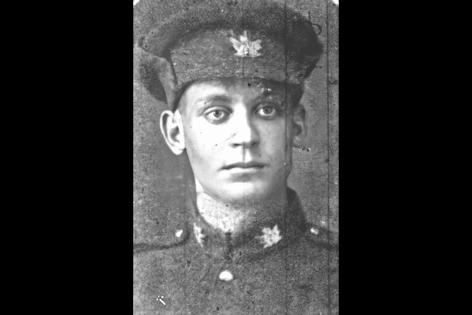 Samuel Ginsberg was killed during the First World War. He was 20 years old.