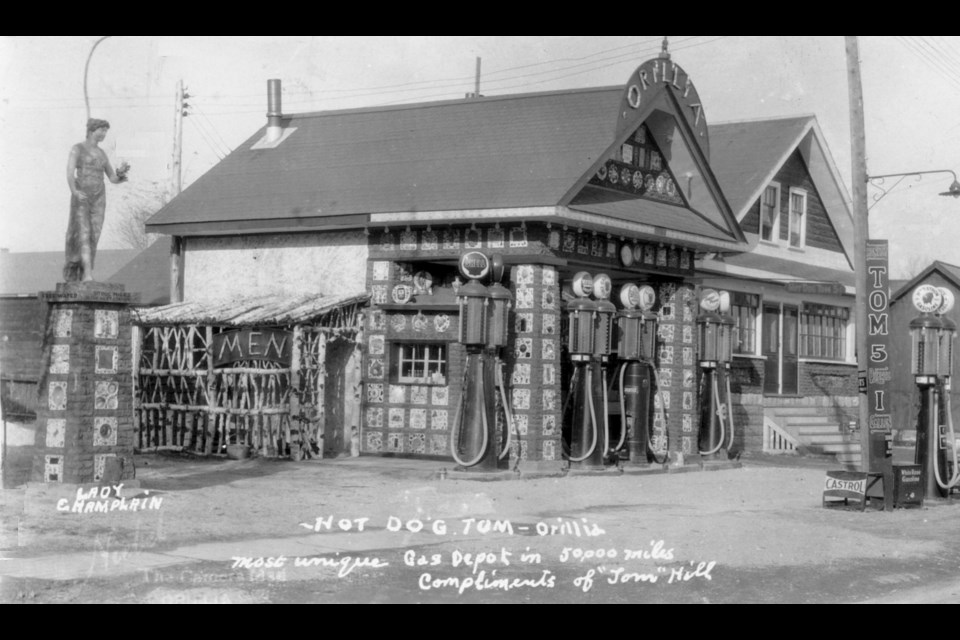 Orillia photographer Herbert Nieble published several postcard views of Hot Dog Tom Hill’s unique gas bar and restaurant. This close-up view of the gas depot located next to his restaurant at 80 Colborne St. W. gives us good insight into one of Orillia’s most original promoters.