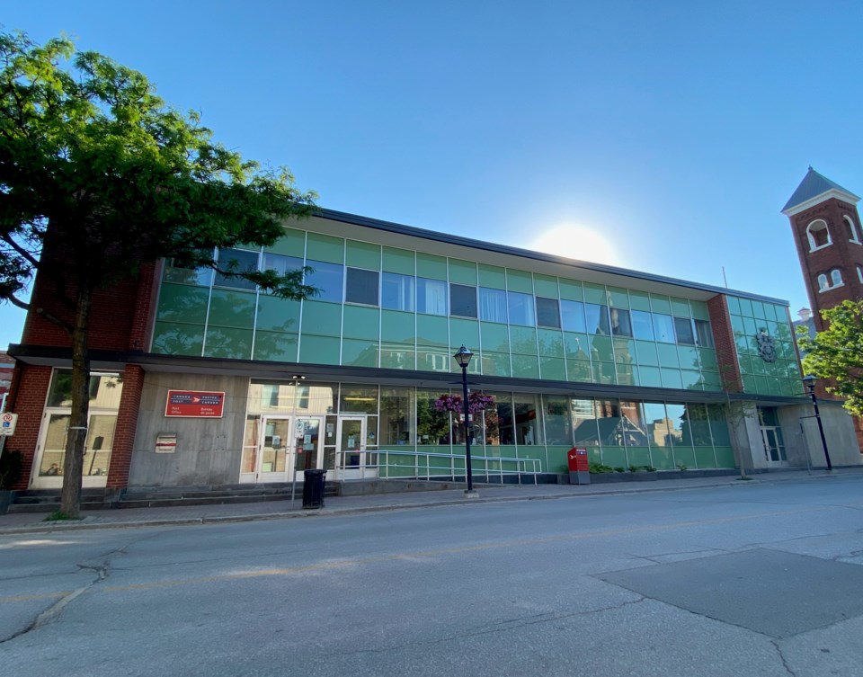 2021-06-09 Orillia post office