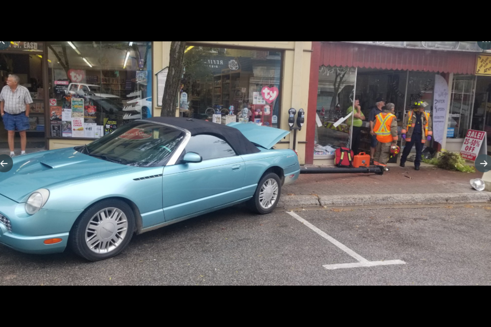 The driver of this Thunderbird backed into a light standard; when the light standard fell, it struck a man walking by. Orillia OPP continue to investigate the incident that occurred in downtown Orillia earlier today.  OPP Photo
