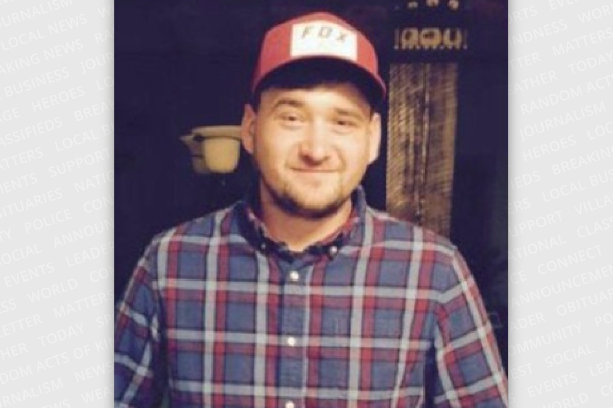 OPP say they are investigating a fatal incident that left three people dead and one man wanted for murder near Bracebridge, Ont.