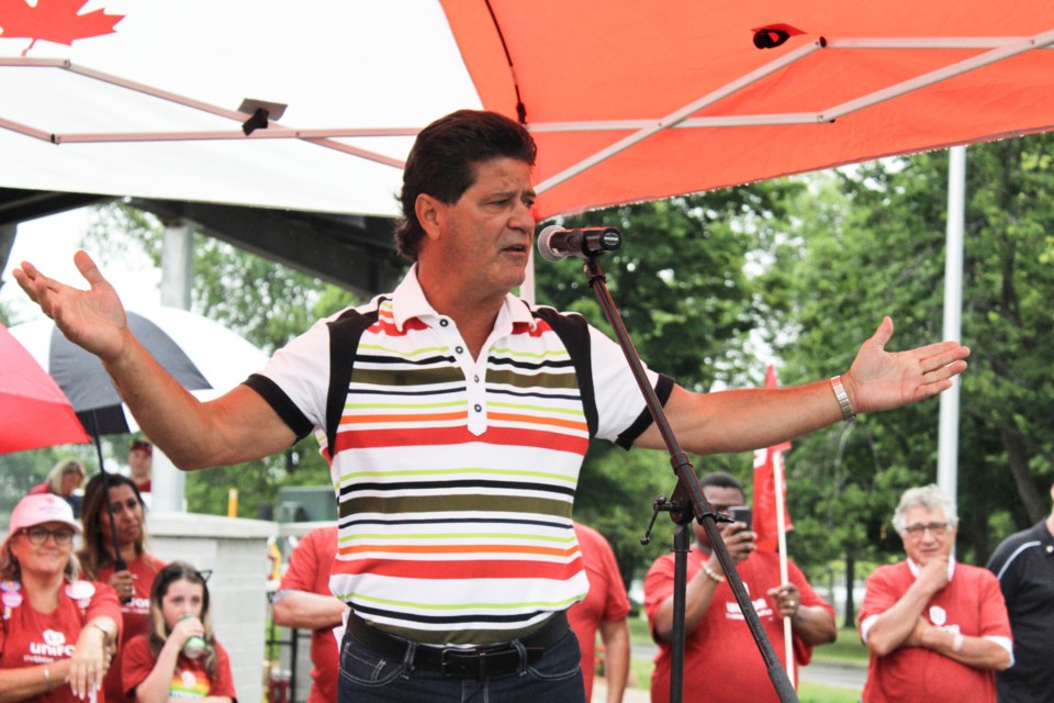 Unifor national president Jerry Dias addresses the crowd Thursday during a rally at Tudhope Park in support of Casino Rama employees. Nathan Taylor/OrilliaMatters