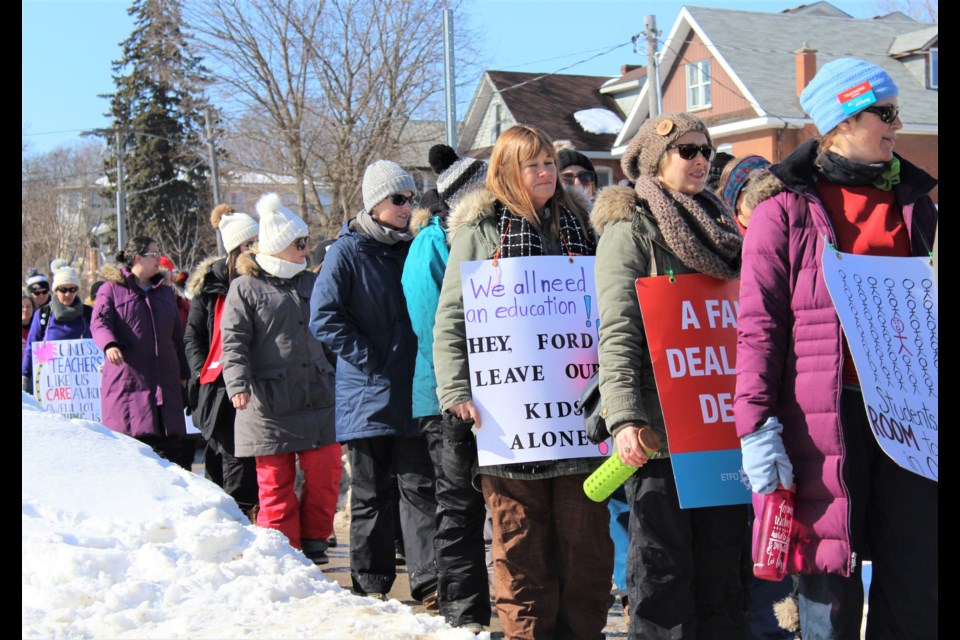 More than 500 education workers picketed in Orillia on Friday. Nathan Taylor/OrilliaMatters