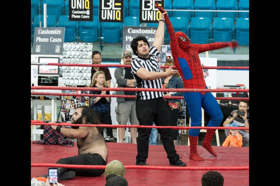 Spider-Man was declared the winner of his match at Cottage CountryCon. Tyler Evans for OrilliaMatters