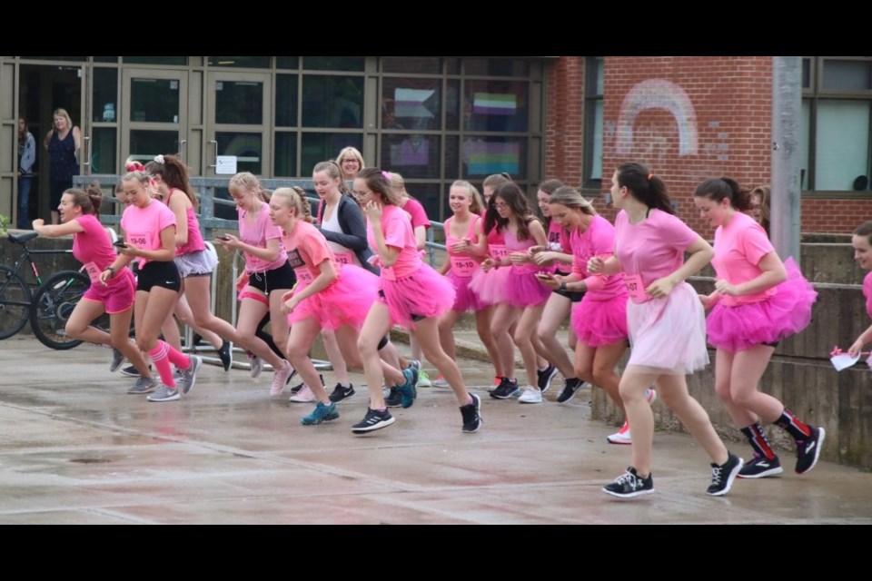 And, the Divas are off! Twin Lakes Secondary School's Grade 10 Running Class students participate in the 5km Divas Run, organized by the class. Contributed photo