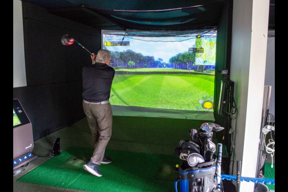 The Horseshoe Valley Golf Zone is equipped with four golf simulators.