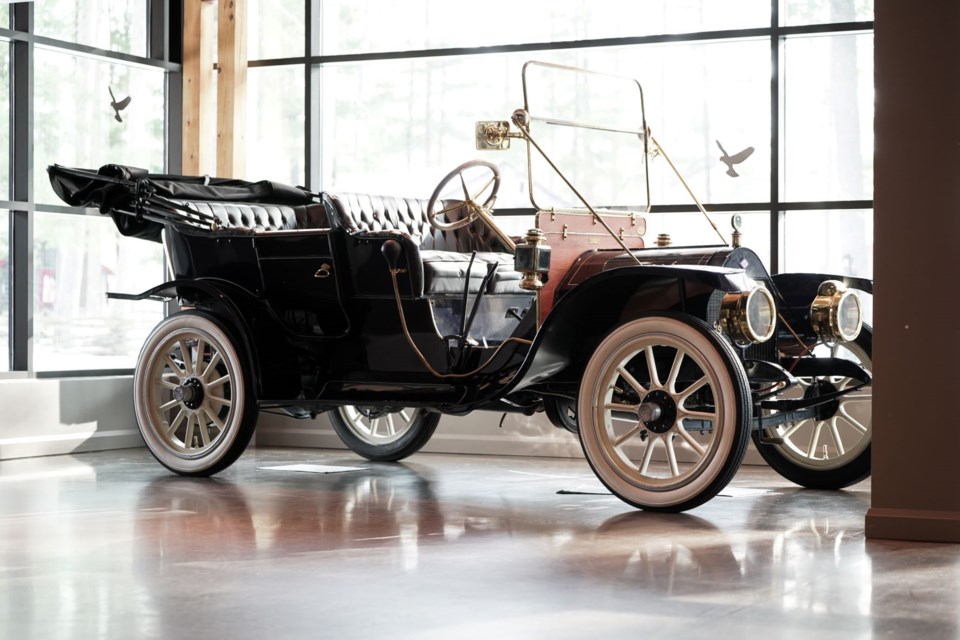 2023-01-13-1911-tudhope-everitt-car