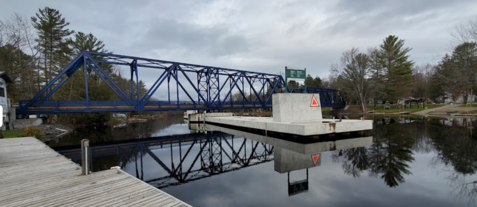 hamlet-swing-bridge-tsw