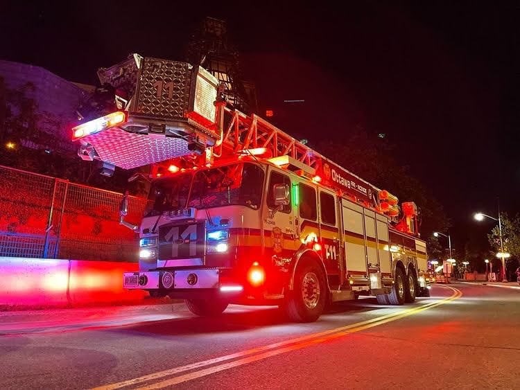 2022-09-07 ottawa fire truck