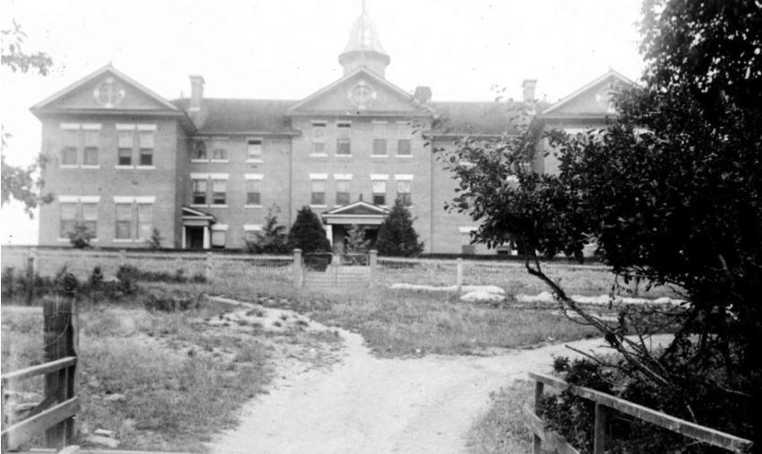 Penelakut Tribe residential school