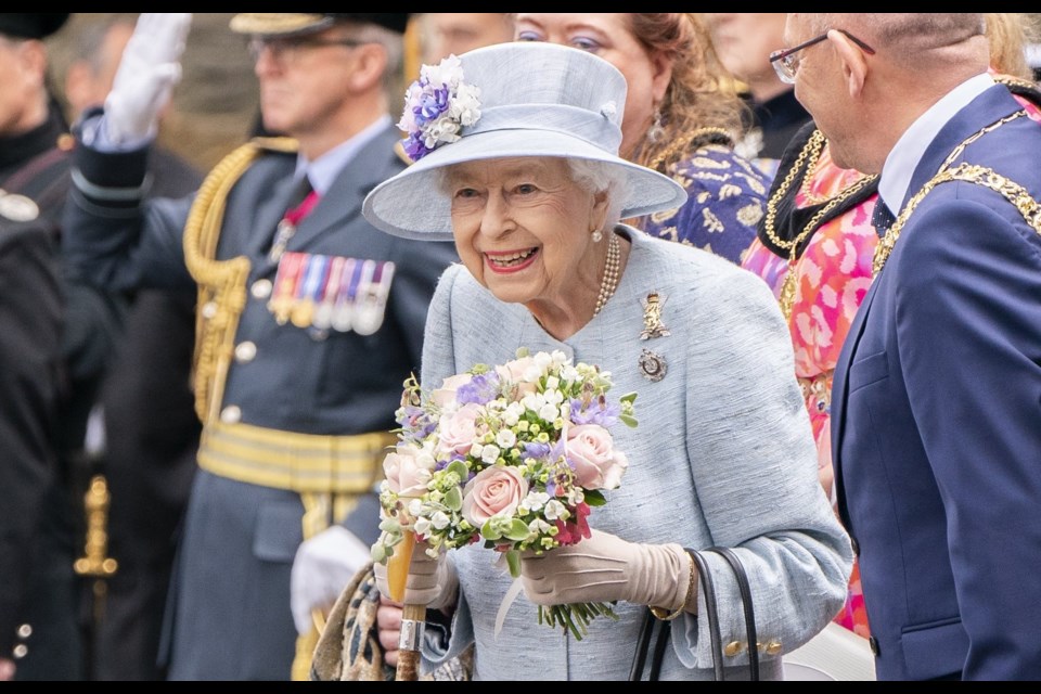 Queen Elizabeth / The Royal Family