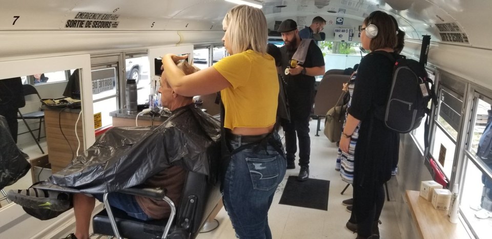 Ottawa S Rolling Barber Gearing Up For A Second Season