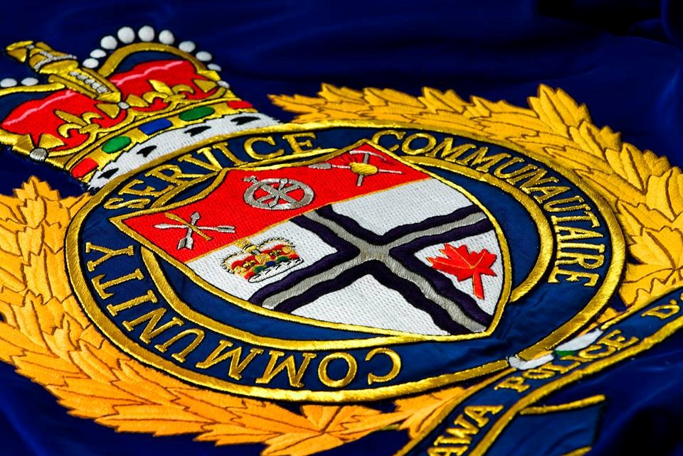 2017 Ottawa police badge generic1